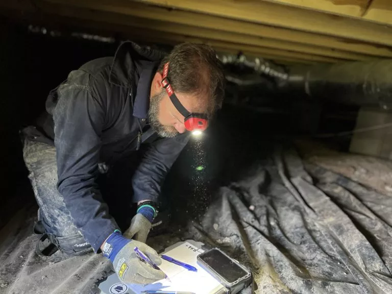 Inspecting a crawl space